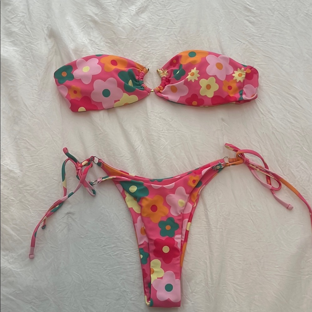 Floral Strapless Bikini Set